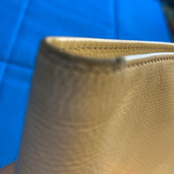 Chanel Folding Wallet in White - Picture 13 of 16